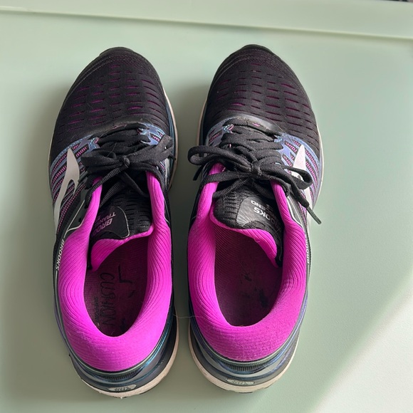 Brooks Shoes - Brooks sneakers